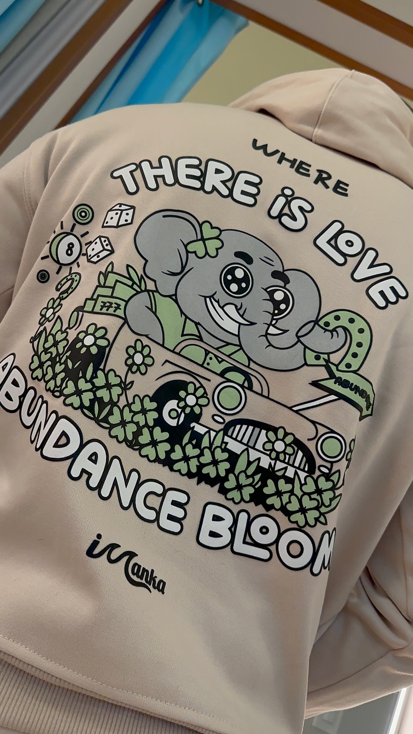Hoodie Abundance hombre🍀