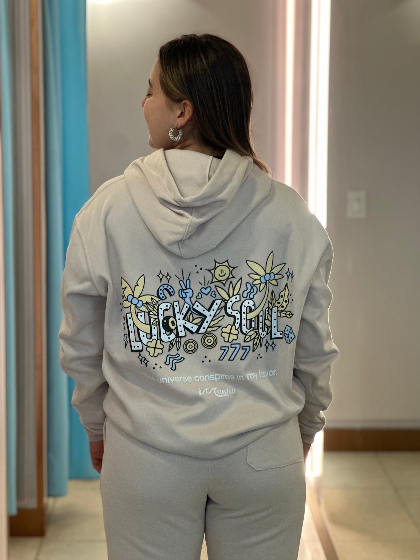 Hoodie Lucky Mujer 🍀